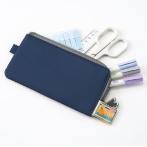 LIHIT LAB | Estuche Flat Pen Pouch - Charcoal black