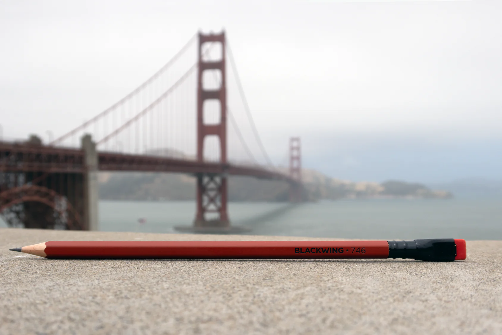 BLACKWING | Volumen 746 - Caja 12 Lápices - (Firme - 2B) - Golden Gate - Imagen 9