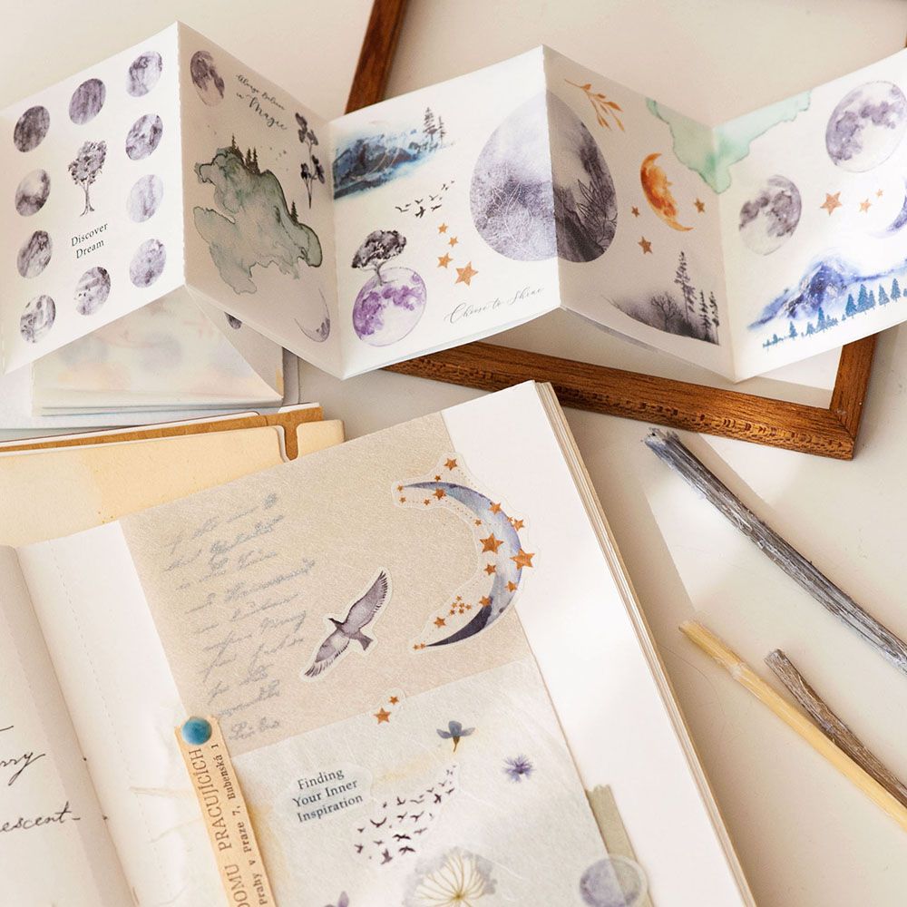 MU LIFESTYLE | Mini libro Pegatinas DIE CUT - Charm of the moon - Imagen 4