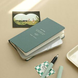 ICONIC | Cuaderno Rayado B6 Slim SOLITUDE - 03 Meadow Grey