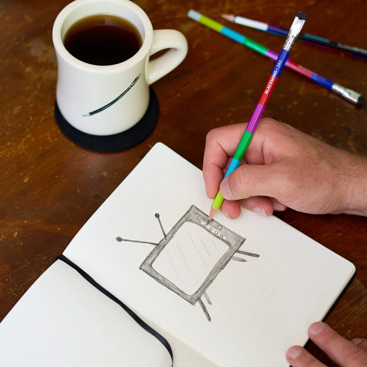 BLACKWING | Volumen 343 - Caja 12 Lápices - (Extra Firme - HB) - Broadcast TV - Imagen 6