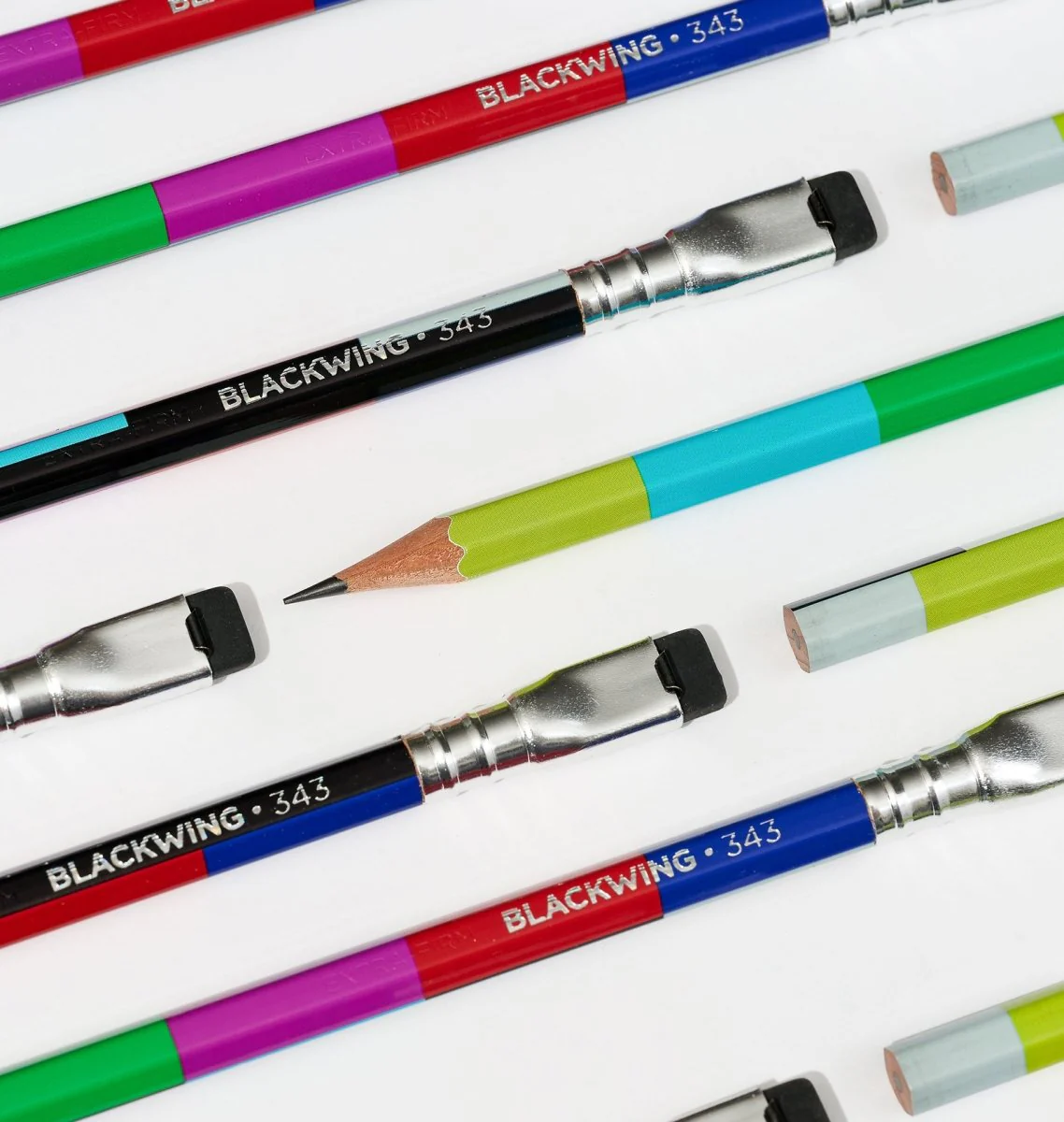 BLACKWING | Volumen 343 - Caja 12 Lápices - (Extra Firme - HB) - Broadcast TV - Imagen 3