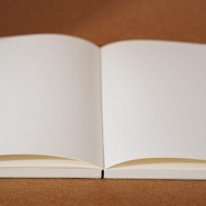 OH BLEU | Cuaderno A5 Liso OPUS - Ivory Snow 368p