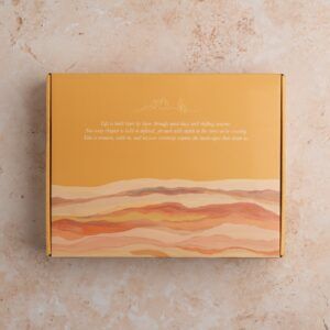 ARCHER & OLIVE | Caja de suscripción Junio 2026 - Layered Lands