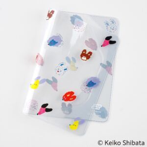 HOBONICHI | Funda Protectora Transparente A6 - COVER ON COVER A6 Keiko Shibata (Dog Ears Fluttering in the Wind)