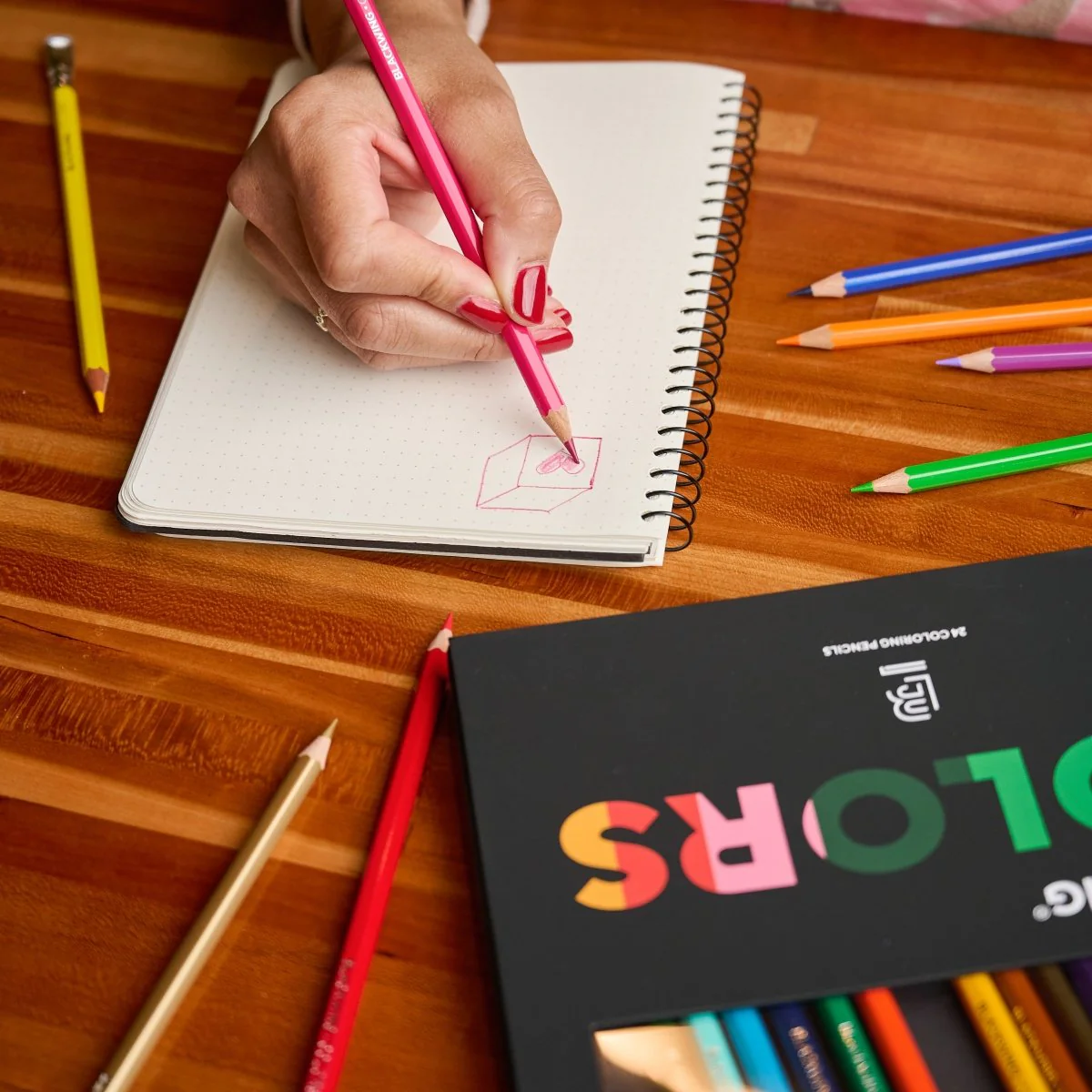 BLACKWING Colors | Caja 24 Lápices de colores con goma - Imagen 5