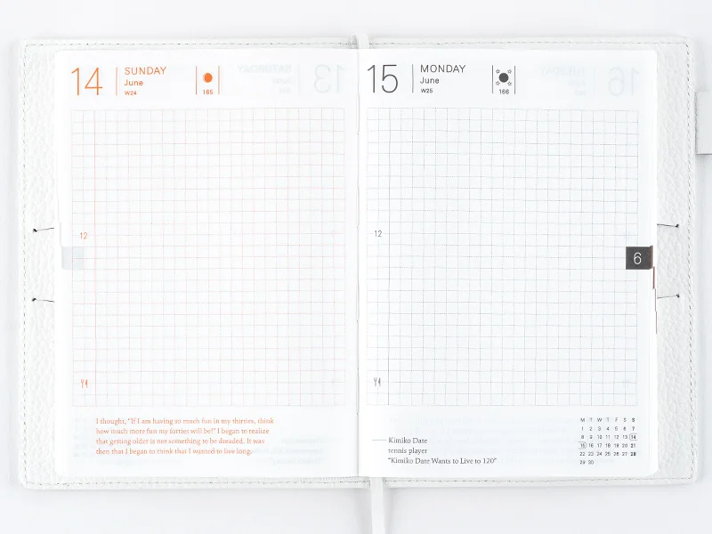 Interior minimalista de Hobonichi Planner A6 en inglés