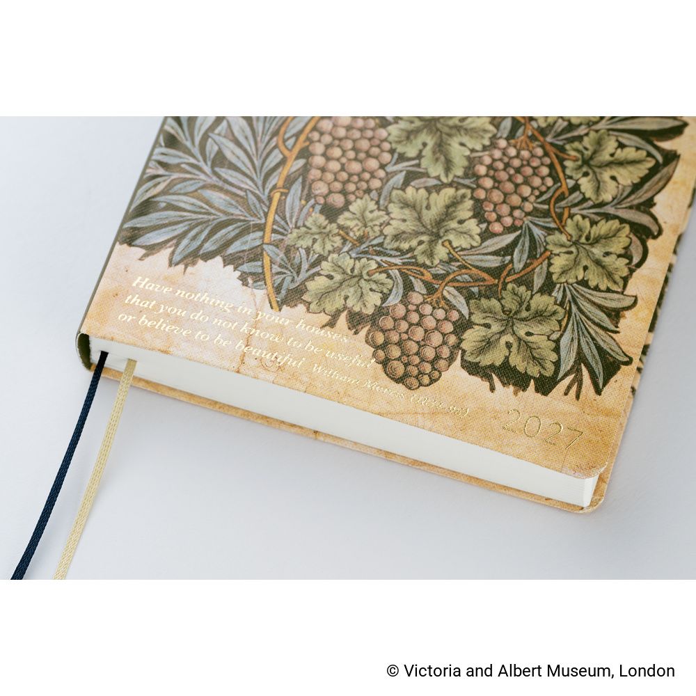 HOBONICHI | Agenda 2027 Diaria HON A6 - V&A Series: Vine ENG - Imagen 9
