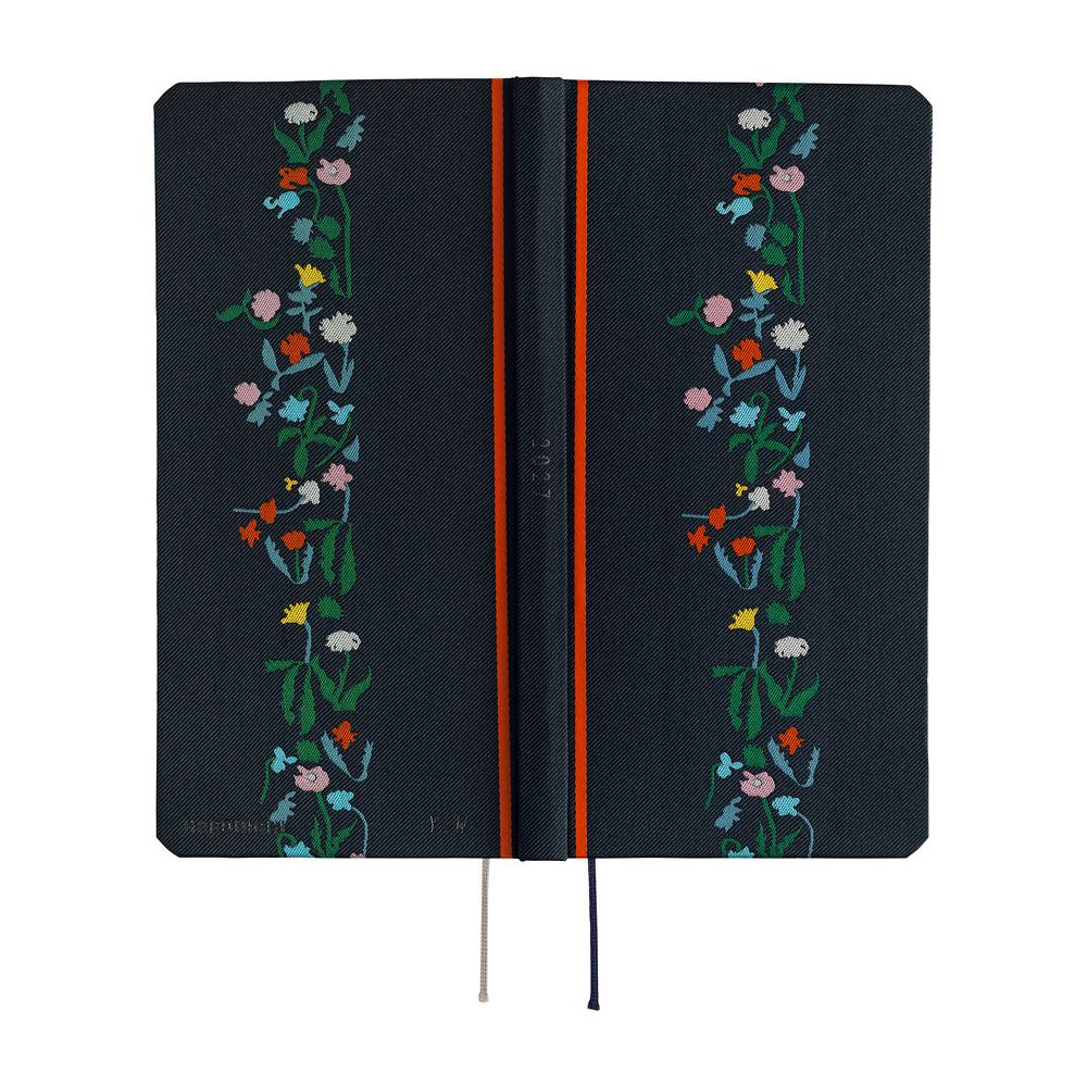 HOBONICHI | Agenda 2027 Semanal WEEKS B6 Slim - Yoshie Watanabe (Petit Bloom) ENG - Imagen 3