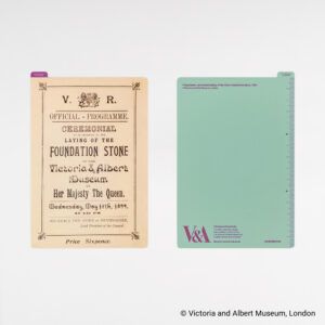 HOBONICHI | Plantilla de Escritura A6 - V&A Series: Pencil Board A6 (V&A’s Foundation Stone Programme)