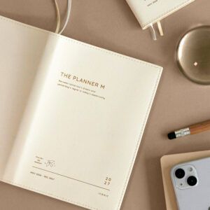 [PREVENTA] ICONIC | Agenda 2027 Semanal A5 THE PLANNER M - 01 Milk White