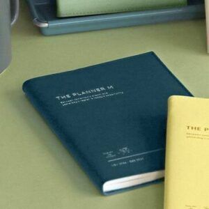 [PREVENTA] ICONIC | Agenda 2027 Semanal A5 THE PLANNER M - 04 Steel Blue