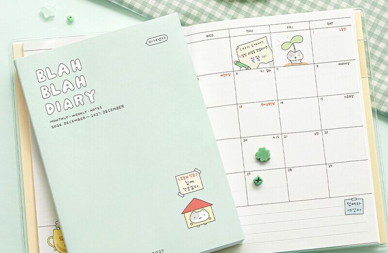 [PREVENTA] ICONIC | Agenda 2027 Semanal B6 BLAH BLAH DIARY – 02 Cream Mint