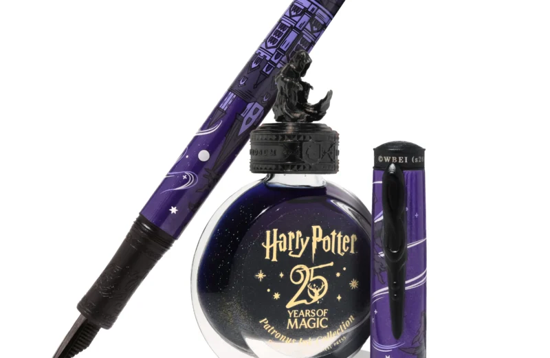 FERRIS WHEEL PRESS | HARRY POTTER 25 Aniv – Set Pluma Masque + Tintero 38 ml – Dementor FERRIS WHEEL PRESS | HARRY POTTER 25 Aniv – Set Pluma Masque + Tintero 38 ml – Dementor