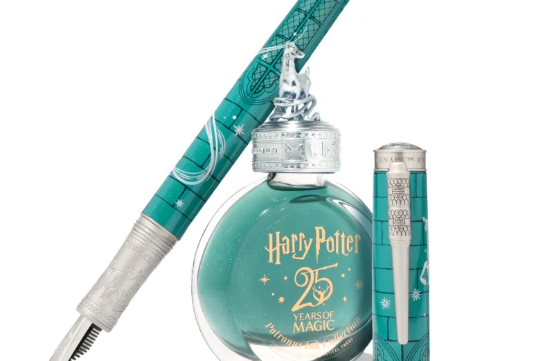 FERRIS WHEEL PRESS | HARRY POTTER 25 Aniv – Set Pluma Masque + Tintero 38 ml – Severus Snape FERRIS WHEEL PRESS | HARRY POTTER 25 Aniv – Set Pluma Masque + Tintero 38 ml – Severus Snape
